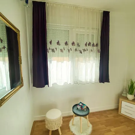 Apartment Bozo *